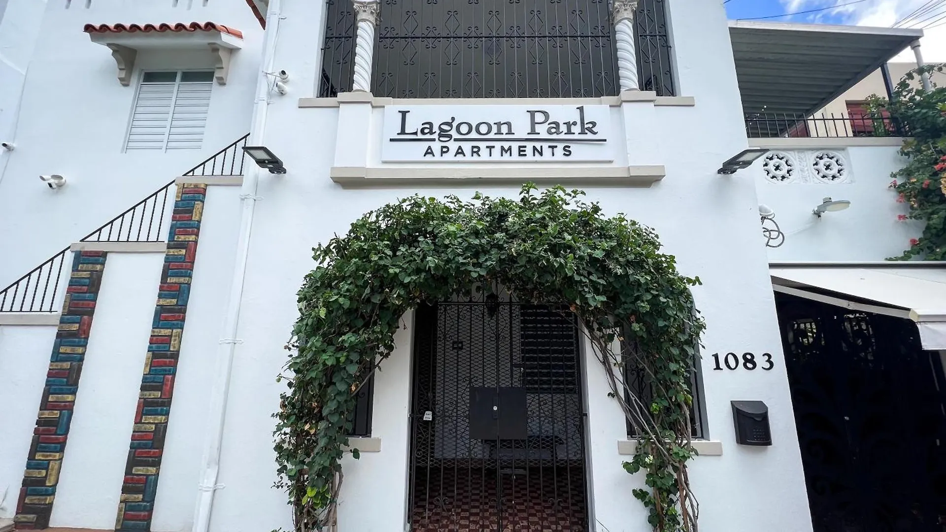 Lagoon Park Apartments location